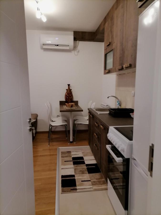 Apartman Ana นิส ภายนอก รูปภาพ