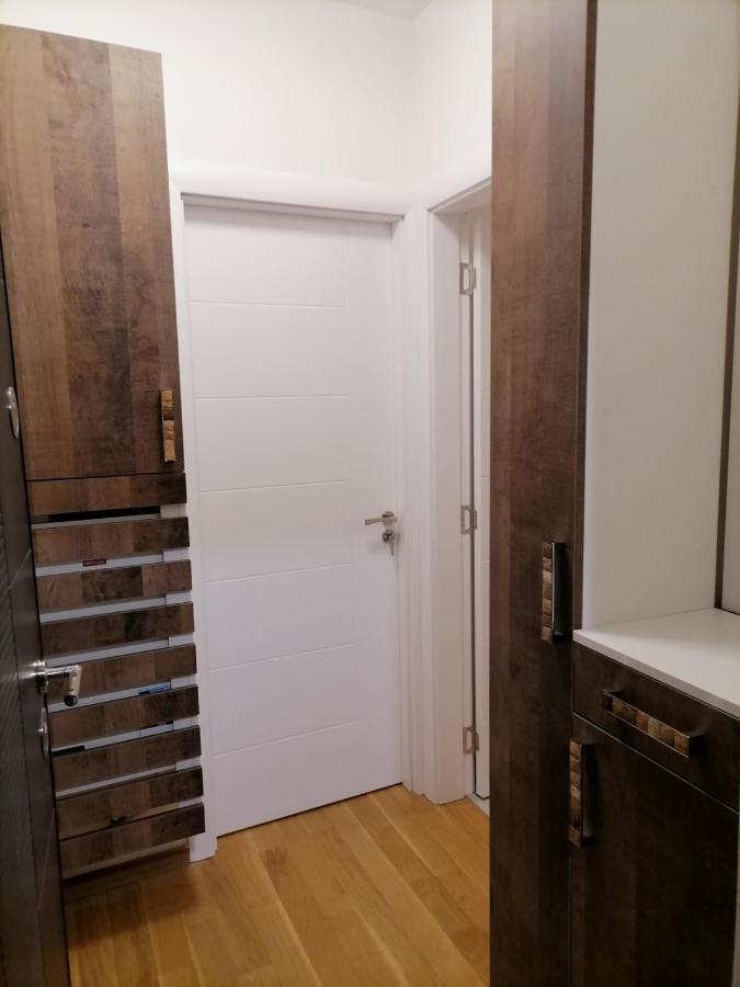Apartman Ana นิส ภายนอก รูปภาพ